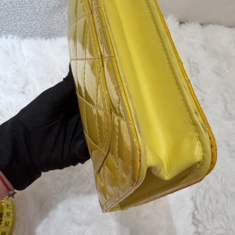 Chanel/ WOC亮面漆皮小雞黃-8