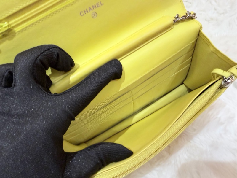 Chanel/ WOC亮面漆皮小雞黃-11