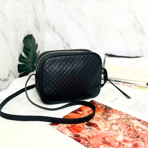 Gucci 雙G Microguccissima Bree 經典壓紋迷你斜背包相機包