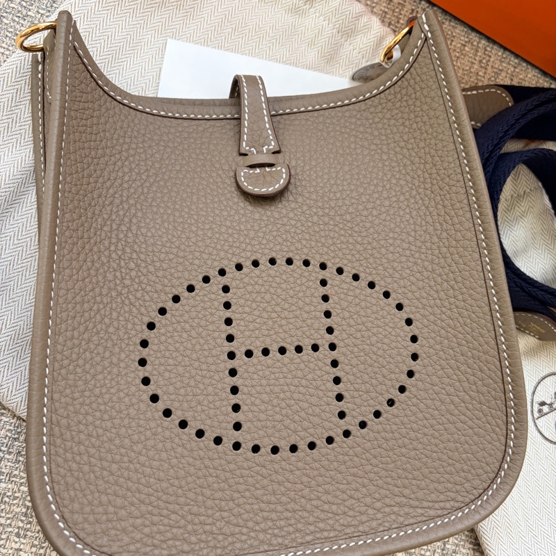 全新未拆膜Hermes愛馬仕mini Evelyne大象灰-2