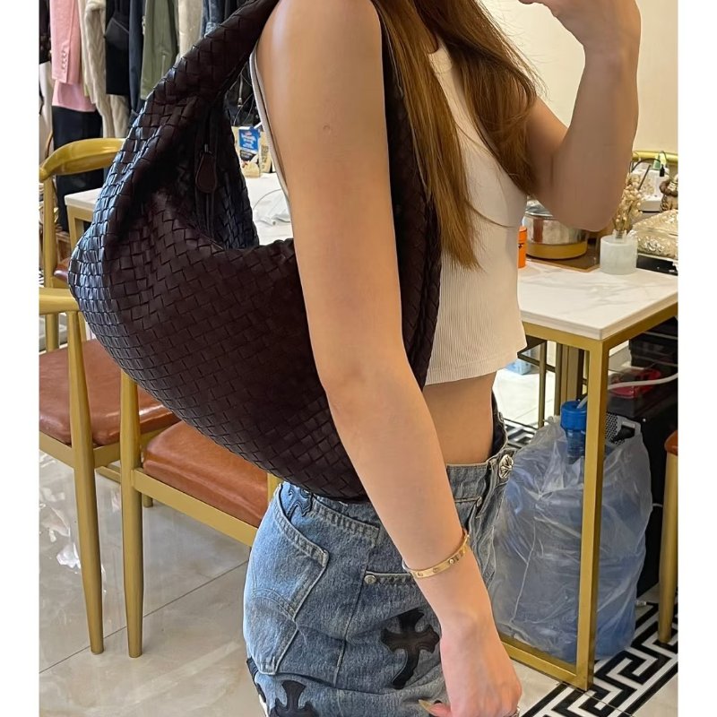 ️BV 棕色經典編織hobo手提肩背和尚包 38*24*4 98新配件塵袋-1