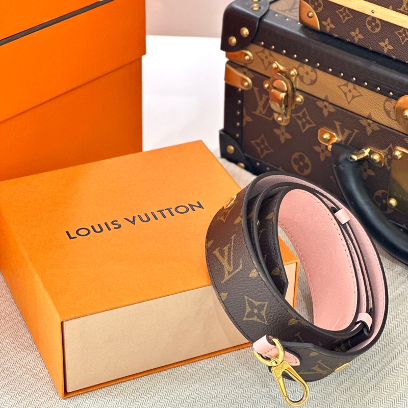 LV粉色老花宽肩带-0