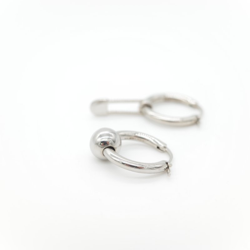 Burberry 博柏利 銀色 不對稱 耳環-1