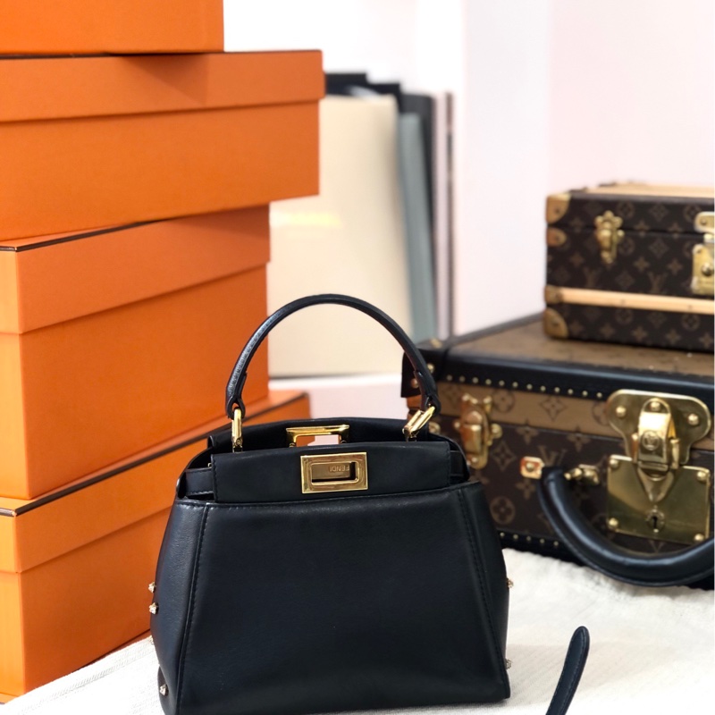 FENDI芬迪 新款peekaboo-4