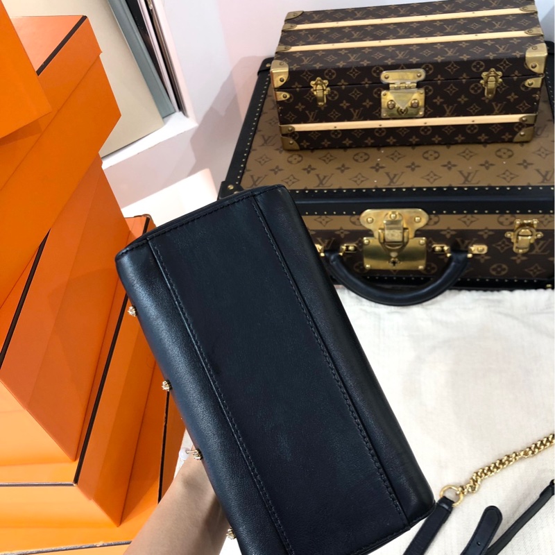 FENDI芬迪 新款peekaboo-5