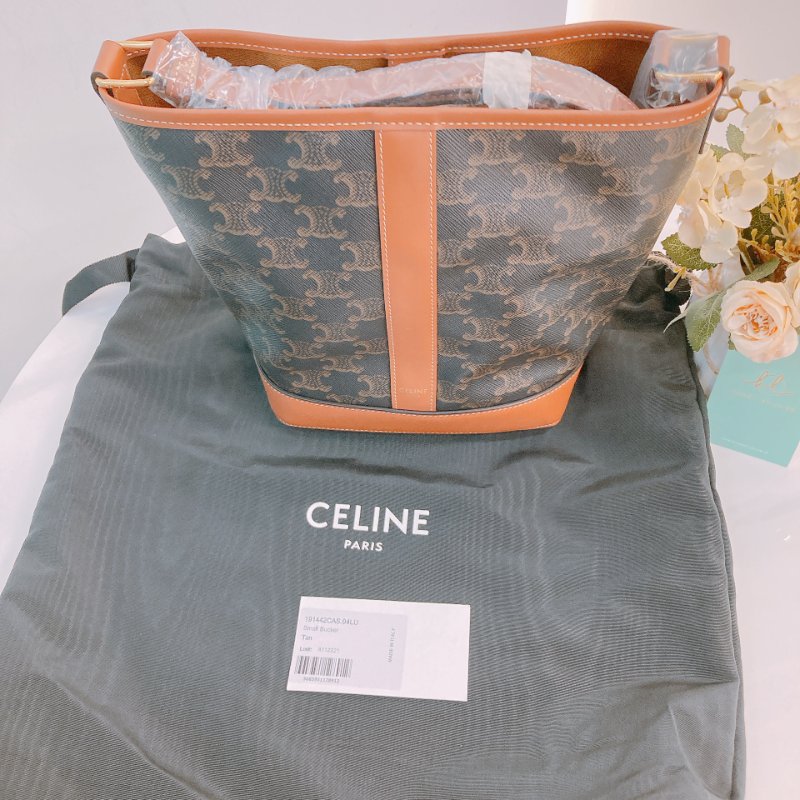 MS0673 Celine 思琳 凱旋門 水桶包 斜背包 單肩包 小號 牛皮 帆布 棕色 金扣 Triomphe Bucket Small Calfskin and Canvas Tan x GHW-17