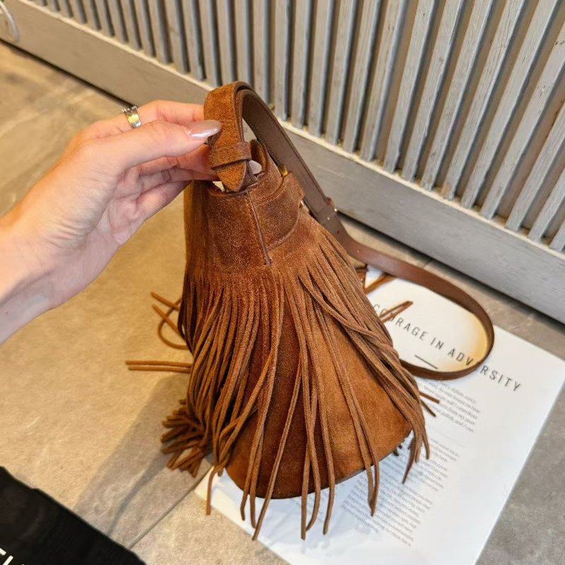 ️Celine 麂皮 Bucket Crecy 水桶包 15*21cm 98新配件塵袋-4