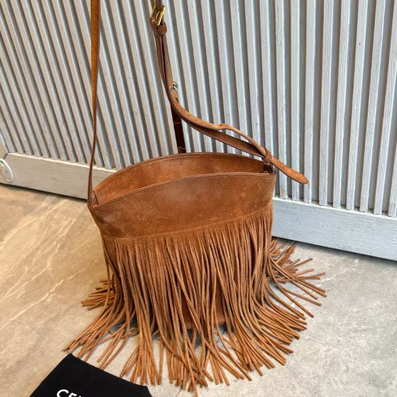 ️Celine 麂皮 Bucket Crecy 水桶包 15*21cm 98新配件塵袋-5