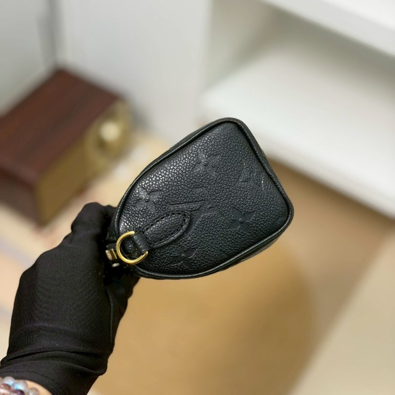 (稀有!低調質感🖤🖤)🏷LV 路易威登.Nano Speedy 黑壓紋 M82450 芯片款-2