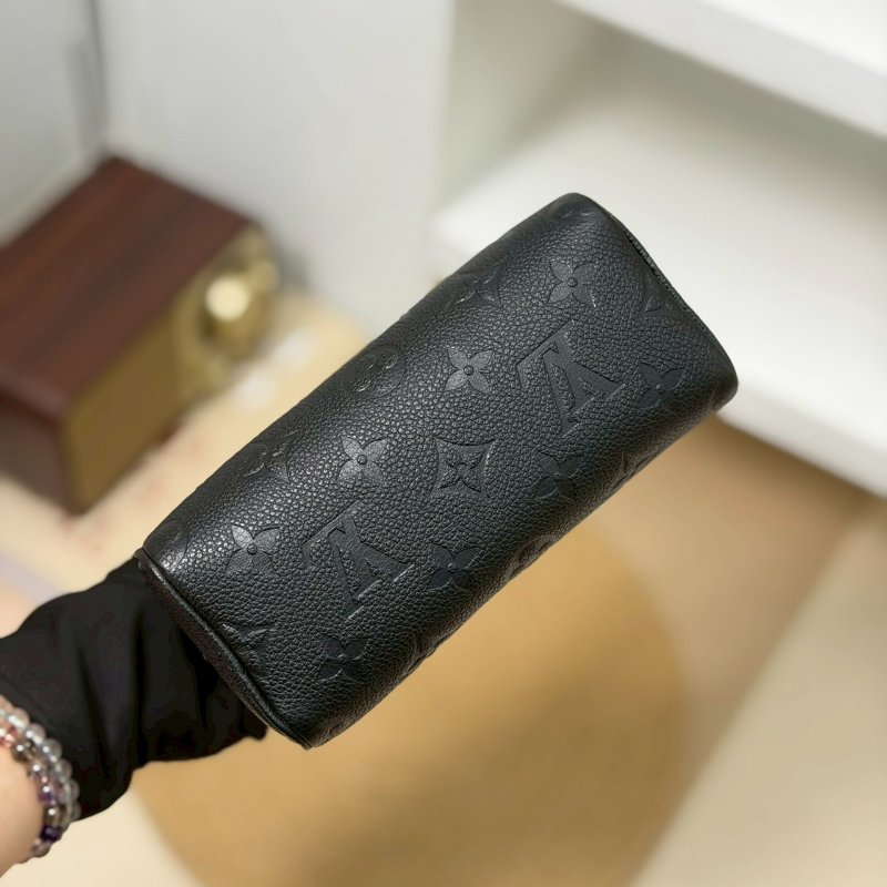 (稀有!低調質感🖤🖤)🏷LV 路易威登.Nano Speedy 黑壓紋 M82450 芯片款-12