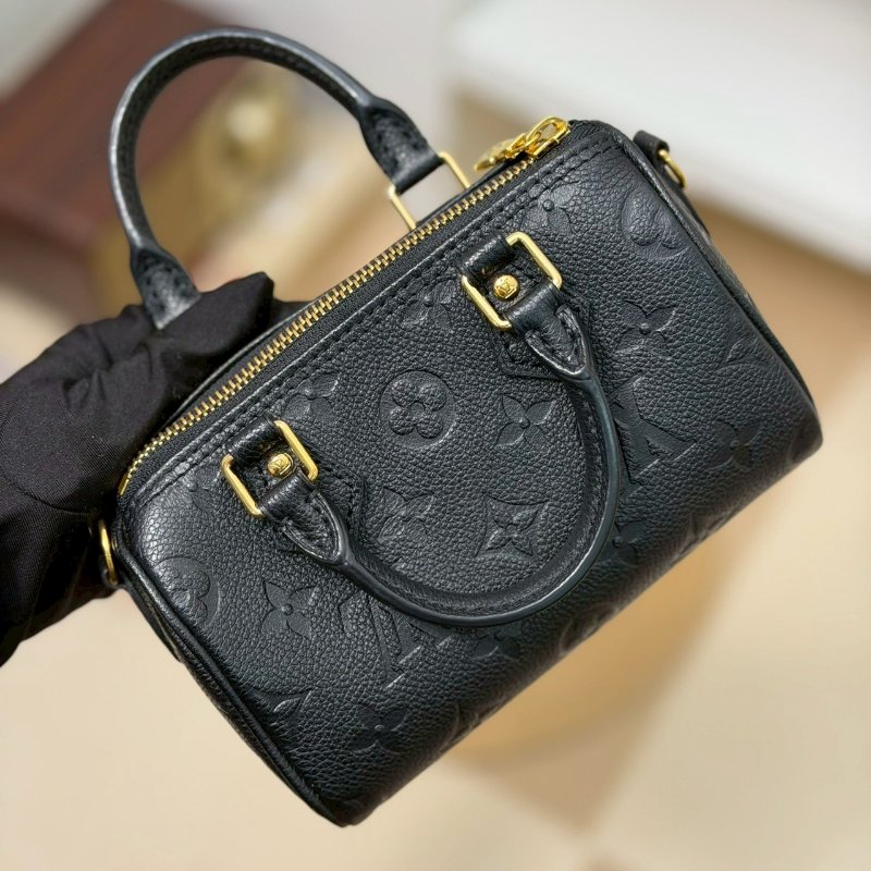 (稀有!低調質感🖤🖤)🏷LV 路易威登.Nano Speedy 黑壓紋 M82450 芯片款-17
