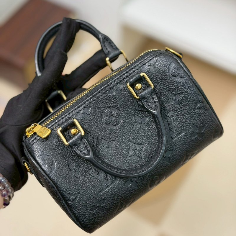 (稀有!低調質感🖤🖤)🏷LV 路易威登.Nano Speedy 黑壓紋 M82450 芯片款-19