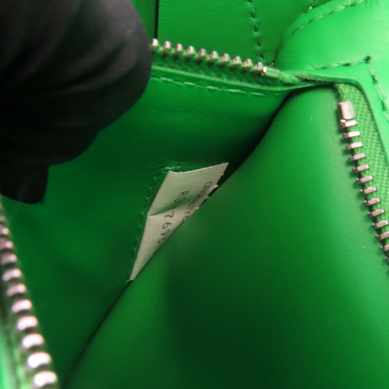 BOTTEGA VENETA 牛皮皮革Cassette Bag肩背袋-8