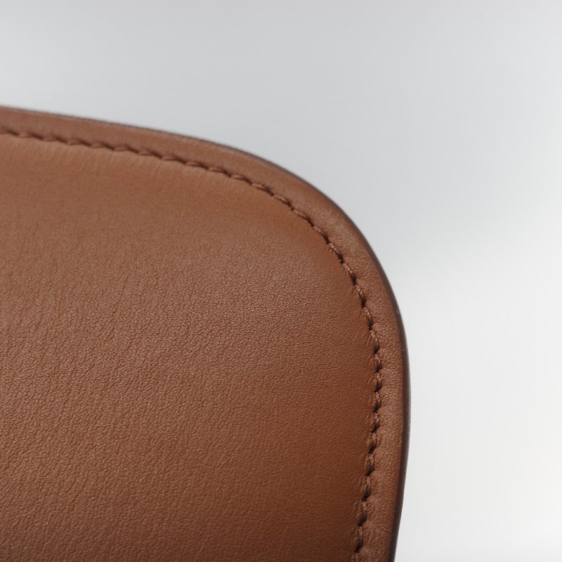 Loewe 羅威 Goya 焦糖色 牛皮 豆腐包 斜挎包-11