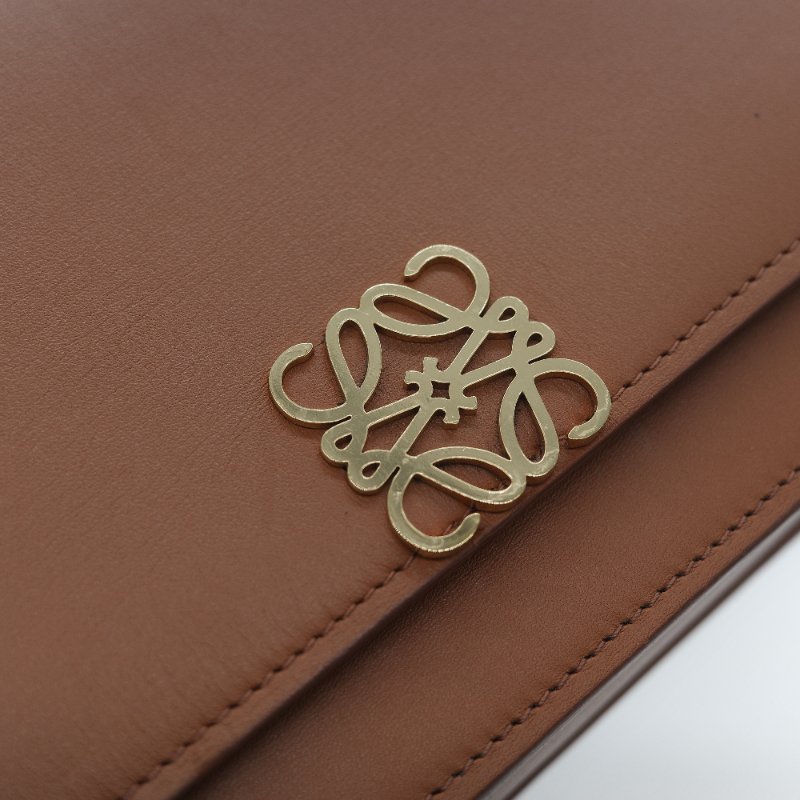 Loewe 羅威 Goya 焦糖色 牛皮 豆腐包 斜挎包-16