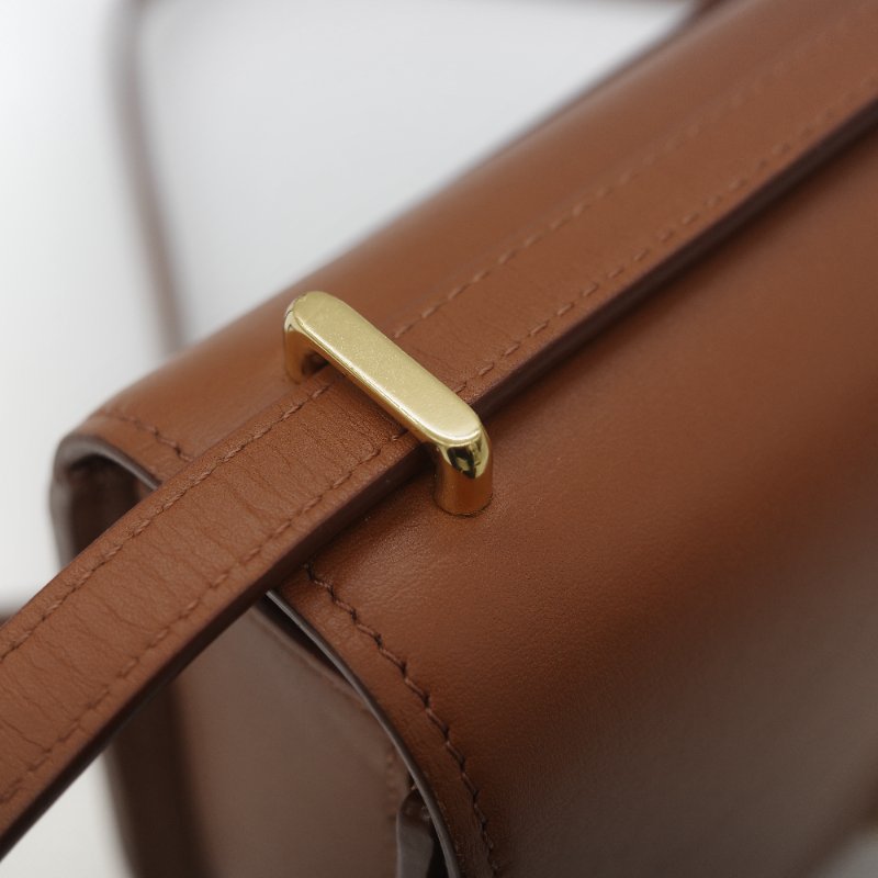 Loewe 羅威 Goya 焦糖色 牛皮 豆腐包 斜挎包-17