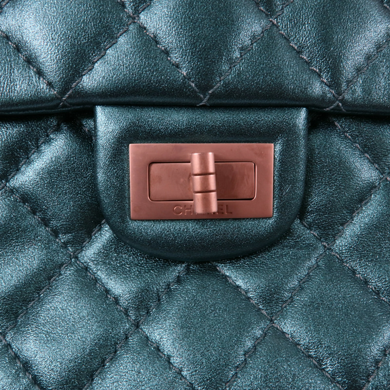 CHANEL 羊皮皮革2.55 Reissue Medium鏈帶肩背袋-9