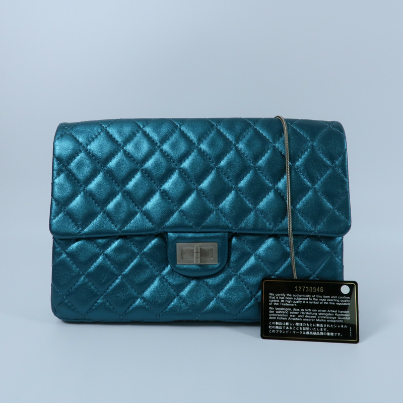 CHANEL 羊皮皮革2.55 Reissue Medium鏈帶肩背袋-11