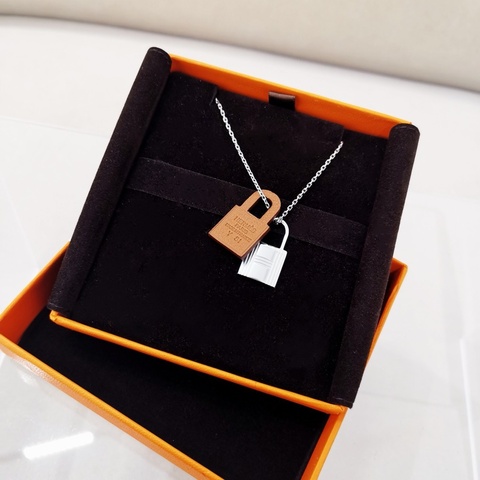 Hermes/爱马仕 锁头项链