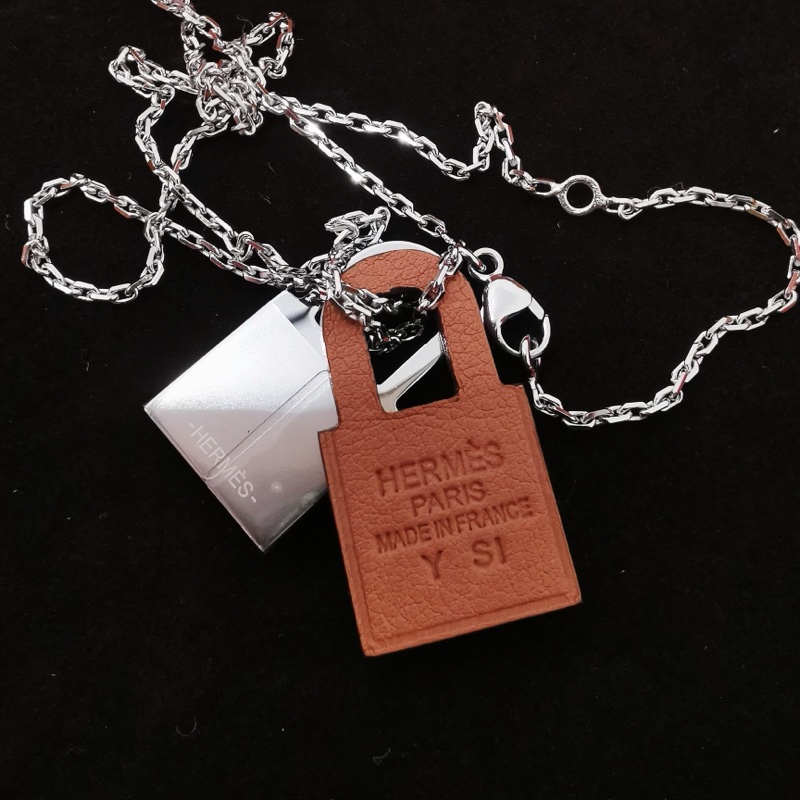 Hermes/爱马仕 锁头项链-1