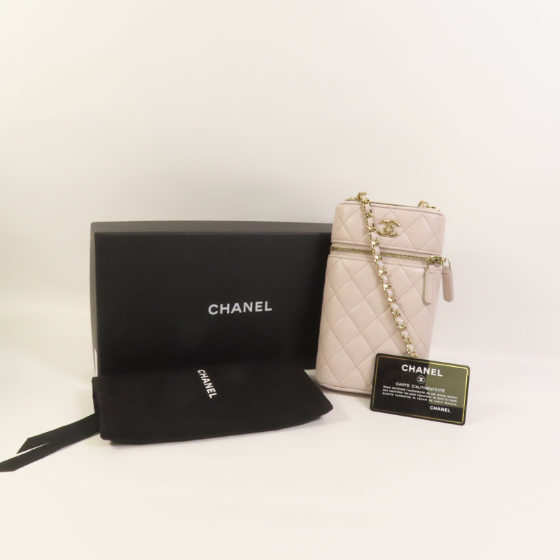 CHANEL 羊皮皮革Vanity Phone Case with Chain鏈帶肩背袋-11