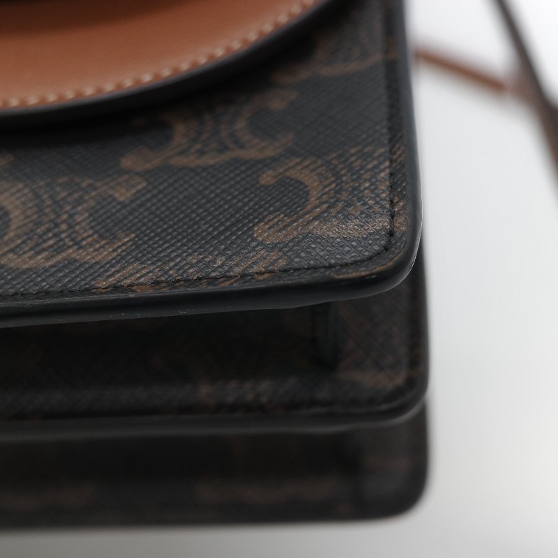 Celine 思琳 TRIOMPHE 經典棕色花紋 WOC 斜挎包-10