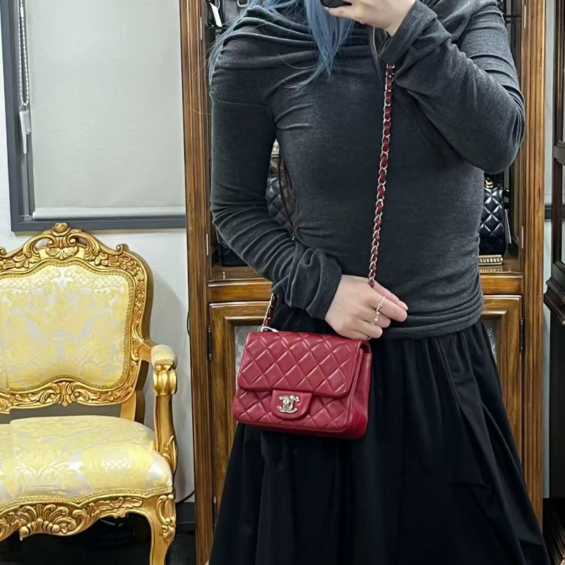 「JL精品代購」香奈兒紅色銀扣羊皮cf方胖子-2