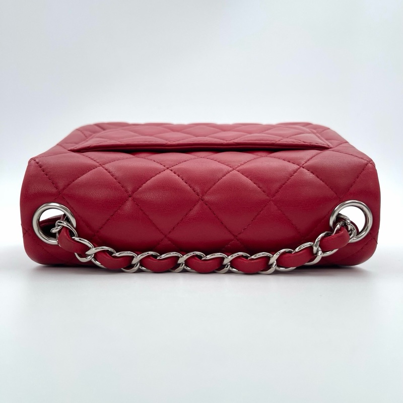 「JL精品代購」香奈兒紅色銀扣羊皮cf方胖子-9