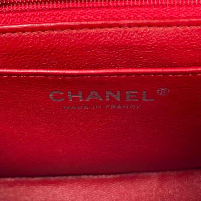 「JL精品代購」香奈兒紅色銀扣羊皮cf方胖子-26