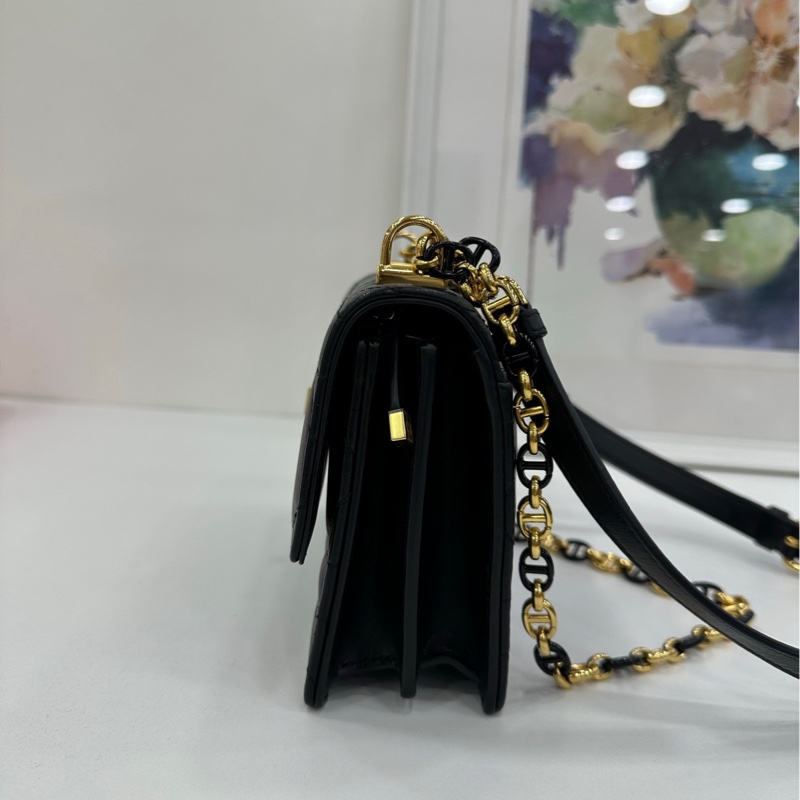 Dior/迪奧 Miss Caro 新款 黑金琺瑯鏈條包 尺寸18*12*5.5cm，黑色羊皮菱格紋 金色鏈條-4