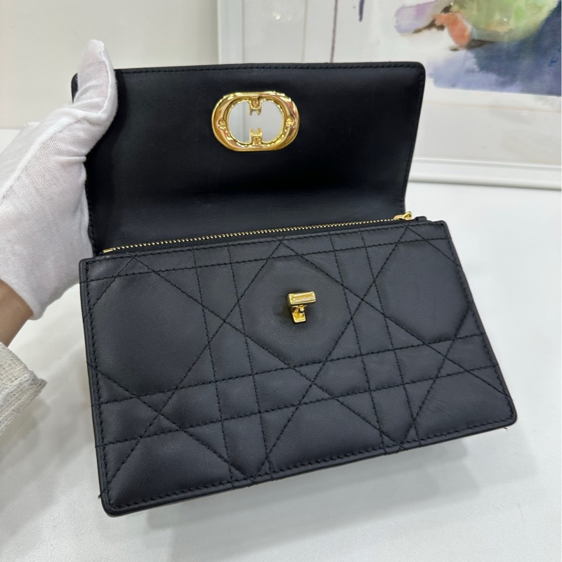 Dior/迪奧 Miss Caro 新款 黑金琺瑯鏈條包 尺寸18*12*5.5cm，黑色羊皮菱格紋 金色鏈條-7