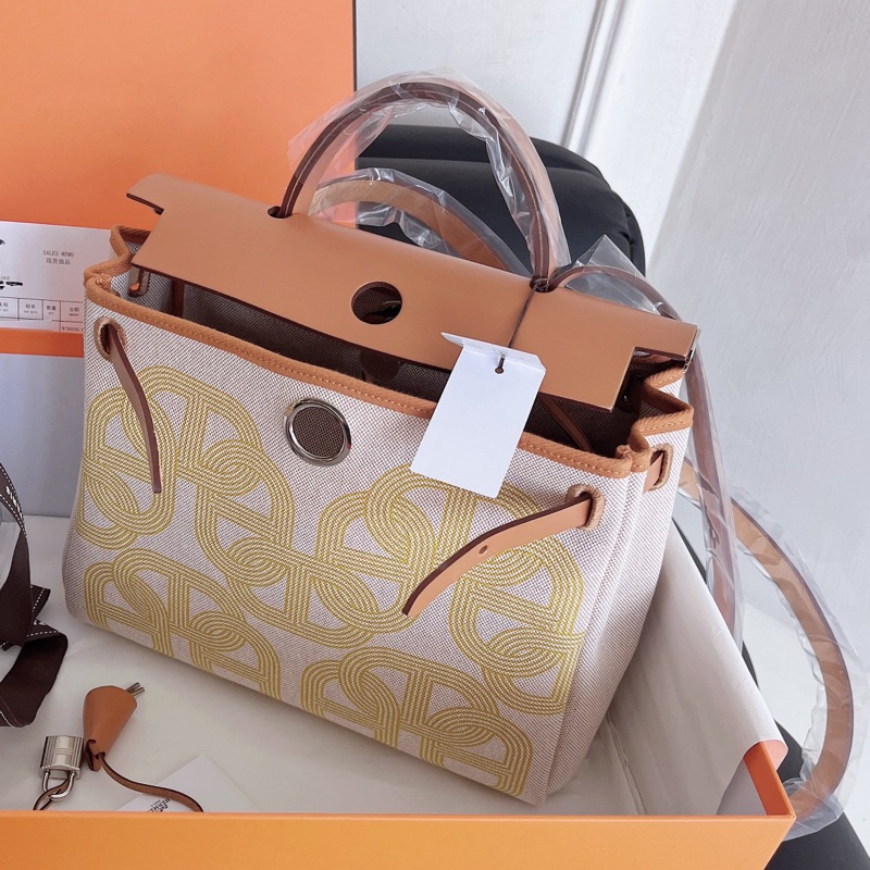 【全新品】HERMES愛馬仕 Herbag Zip 31 B刻限量版豬鼻子賽道-1