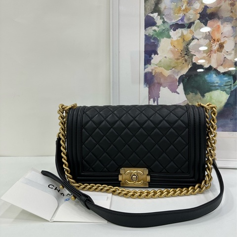 Chanel香奈兒 leboy中號 黑金小牛皮 21晶片款 有購證