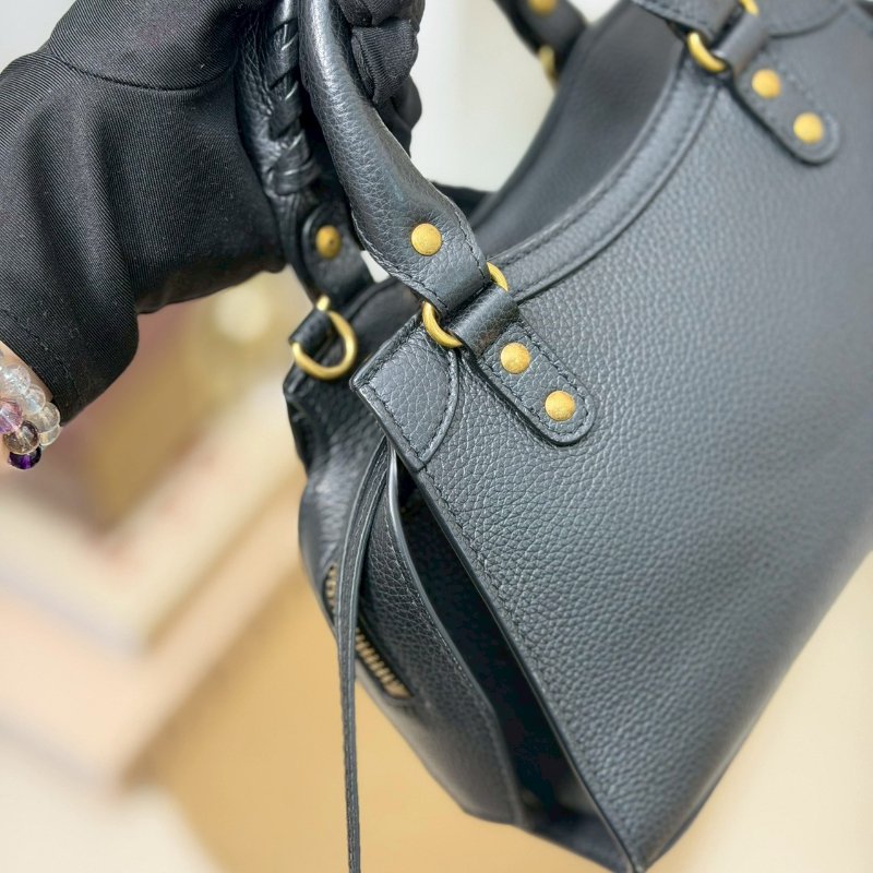 (現貨最後一顆囉🥹)🏷Balenciaga 巴黎世家.Neo Classic Mini 機車包-10