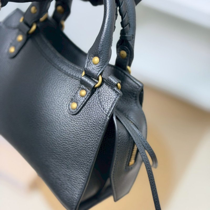 (現貨最後一顆囉🥹)🏷Balenciaga 巴黎世家.Neo Classic Mini 機車包-11