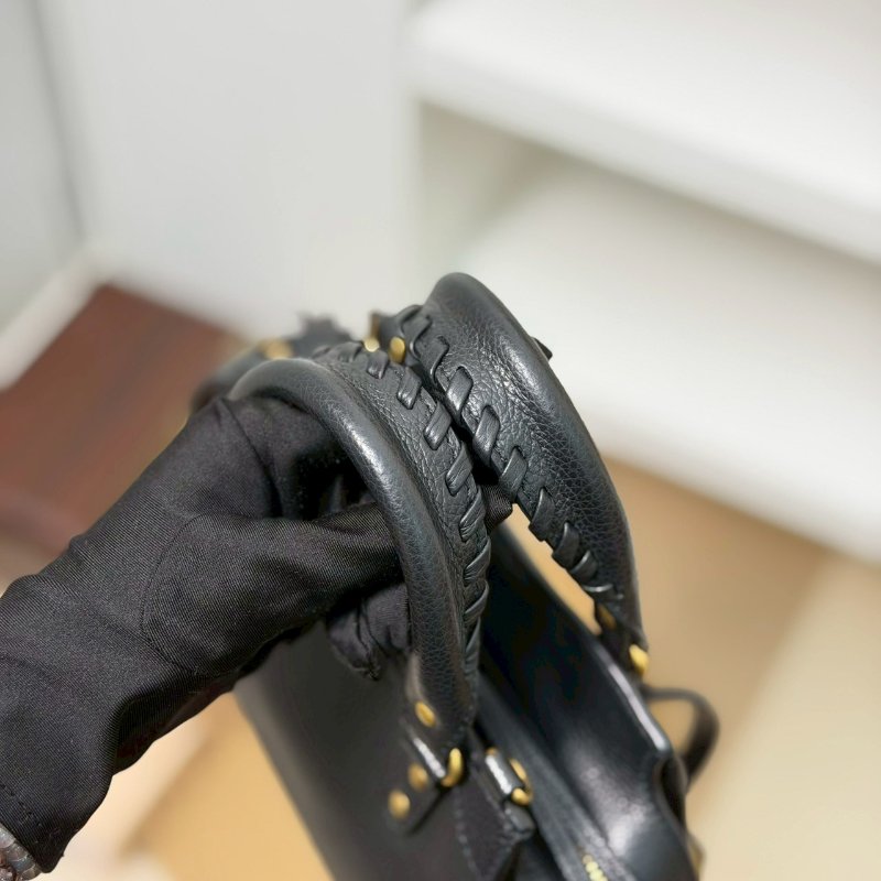 (現貨最後一顆囉🥹)🏷Balenciaga 巴黎世家.Neo Classic Mini 機車包-14