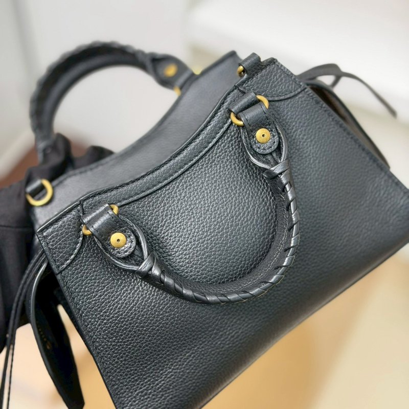 (現貨最後一顆囉🥹)🏷Balenciaga 巴黎世家.Neo Classic Mini 機車包-18