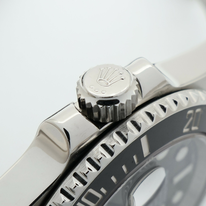 ROLEX Submarinar Date 116610LN-11