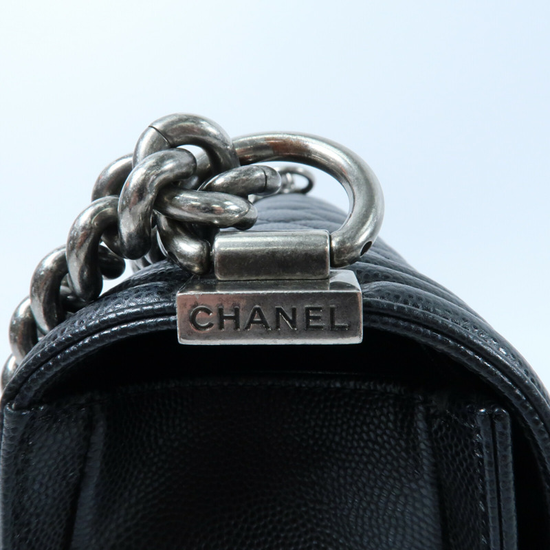 CHANEL 牛皮皮革Boy 25鏈帶肩背袋-11