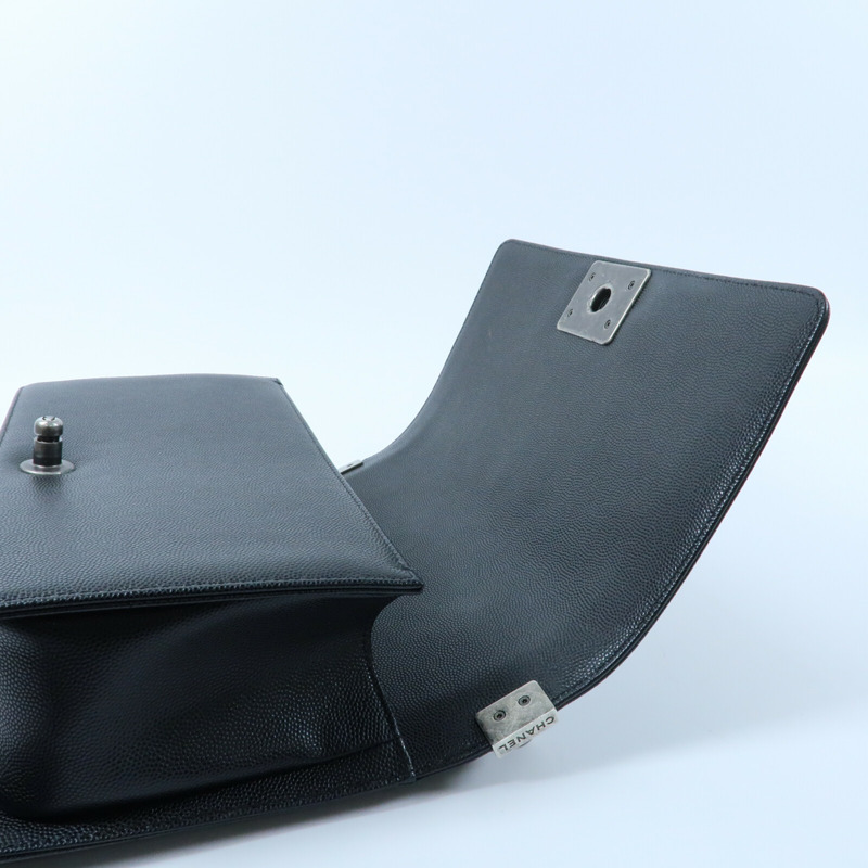 CHANEL 牛皮皮革Boy 25鏈帶肩背袋-12