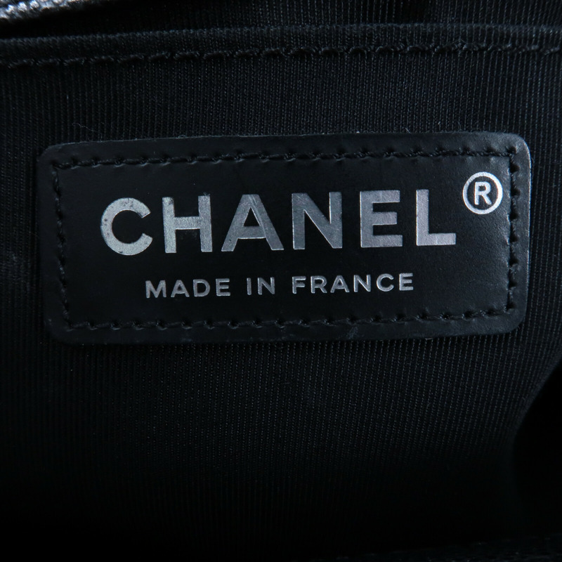 CHANEL 牛皮皮革Boy 25鏈帶肩背袋-14