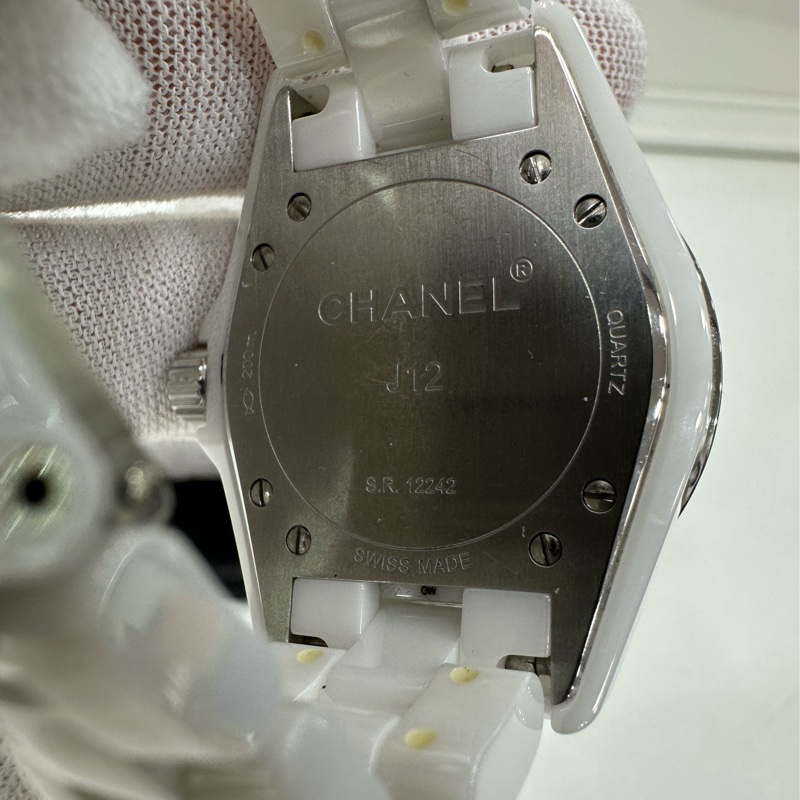 CHANEL香奈兒J12系列白色陶瓷女士石英腕錶，33mm錶徑-3