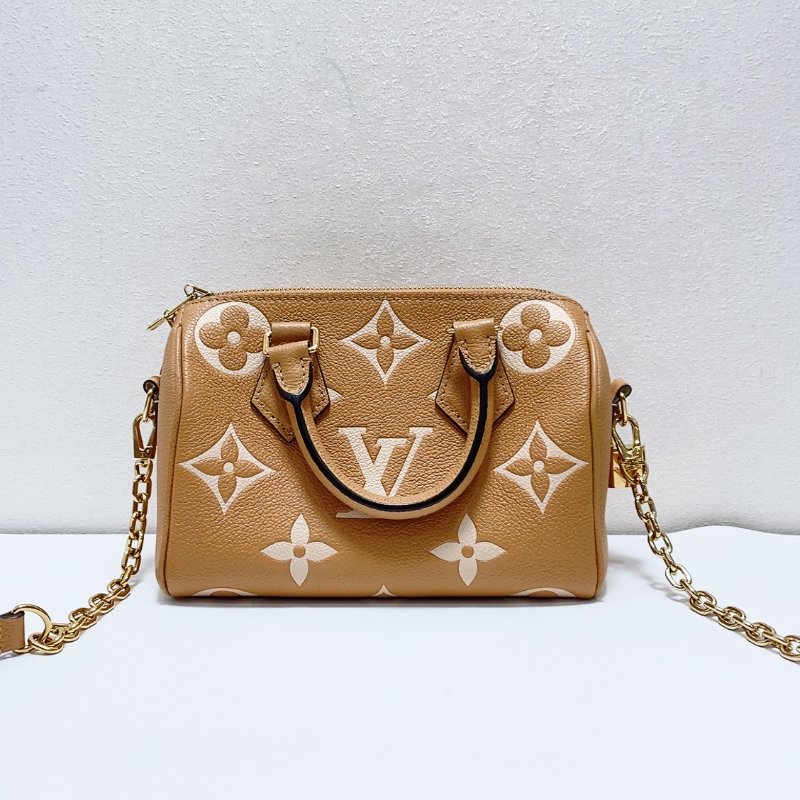 ️lv speedy20奶茶色牛皮壓紋 手提肩背斜背芯片款 20 ×11×17cm 98新配件塵袋-1