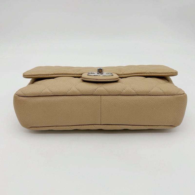 「JL精品代購」香奈兒魚子醬牛皮奶茶色銀扣拉鍊款cf鏈條包-6