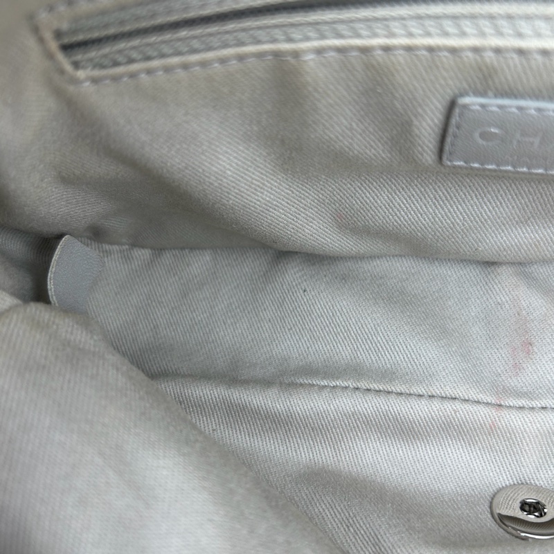 「JL精品代購」香奈兒魚子醬牛皮奶茶色銀扣拉鍊款cf鏈條包-17