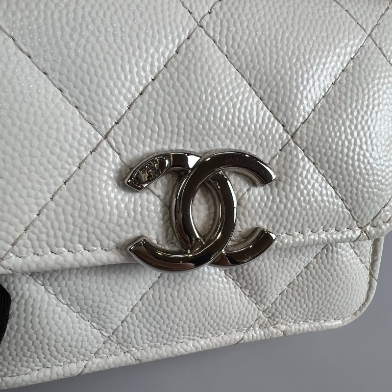 CHANEL CF銀扣小鍊包 白荔枝 31開-6