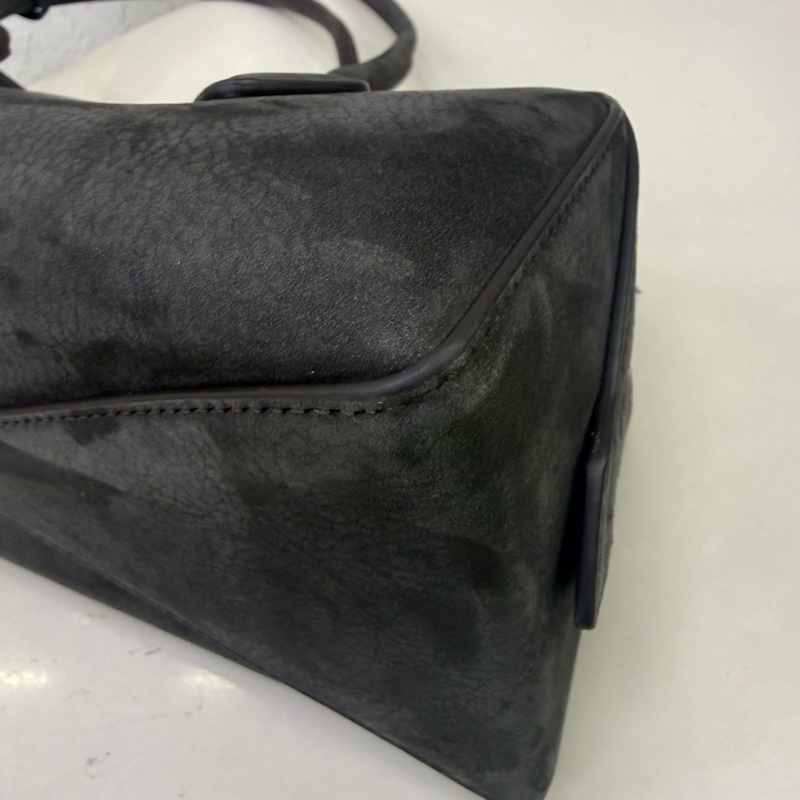 Alaia Le Teckel Suede Shoulder Bag-11