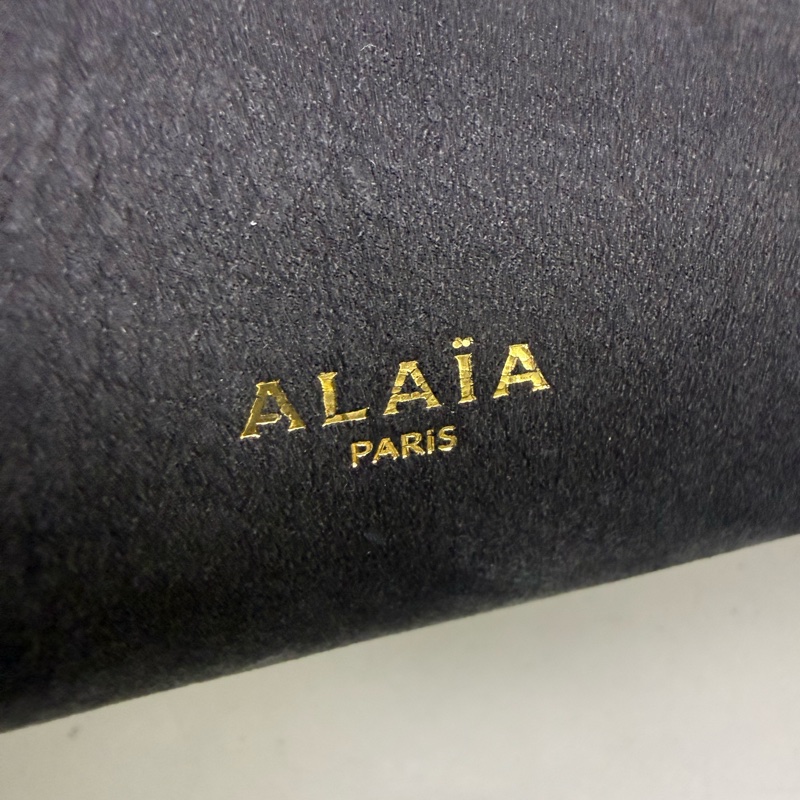 Alaia Le Teckel Suede Shoulder Bag-14