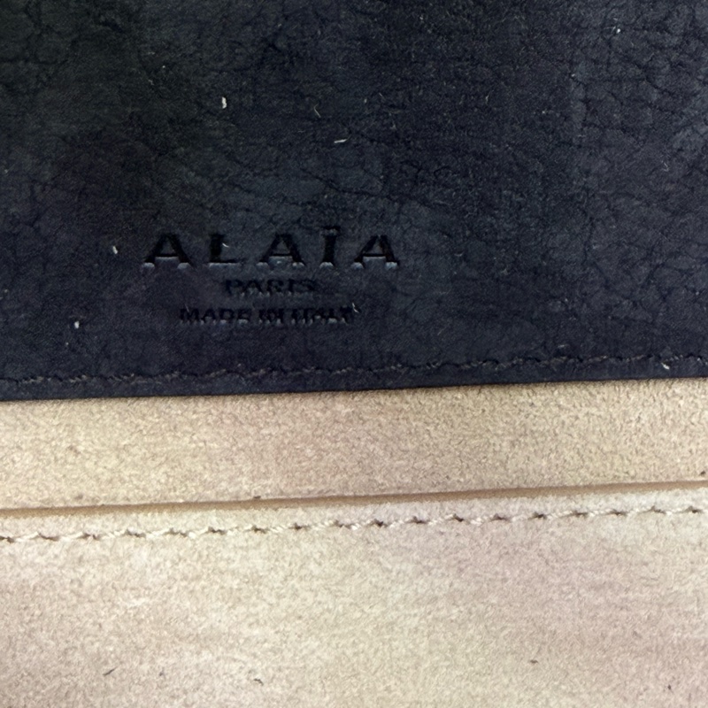 Alaia Le Teckel Suede Shoulder Bag-15