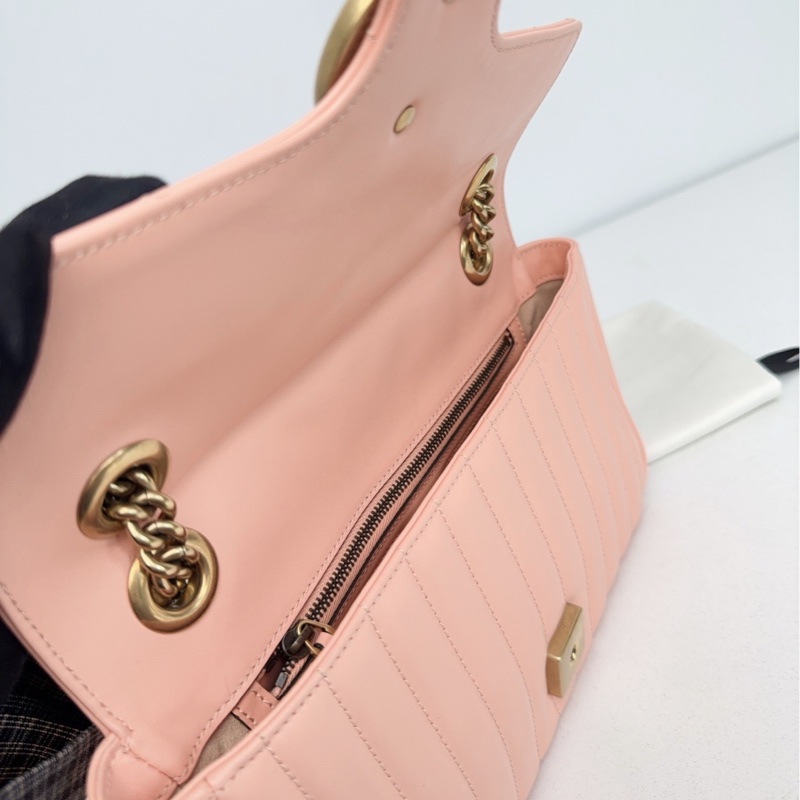 【近新閒置品】Gucci 古馳 蜜桃粉金扣新款絎縫馬蒙marmont 26鏈條包-10